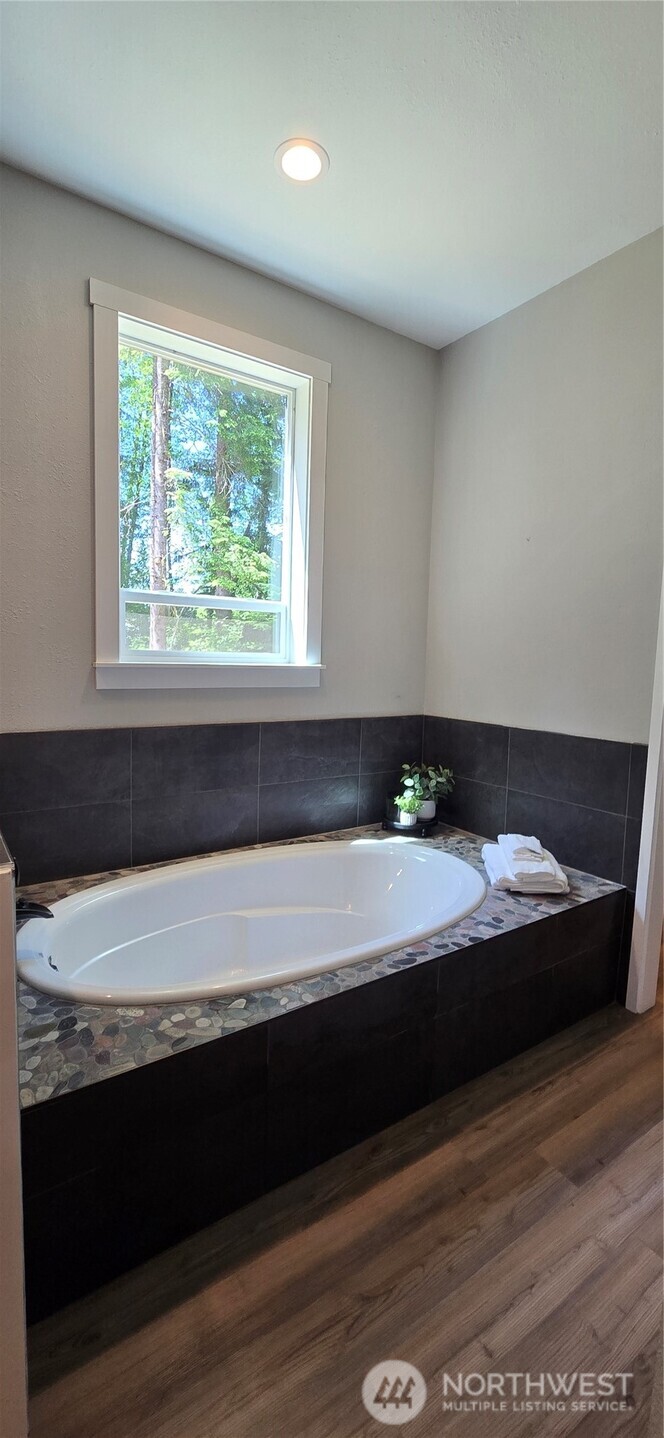 553 Upper Naselle Road Property Photo 25