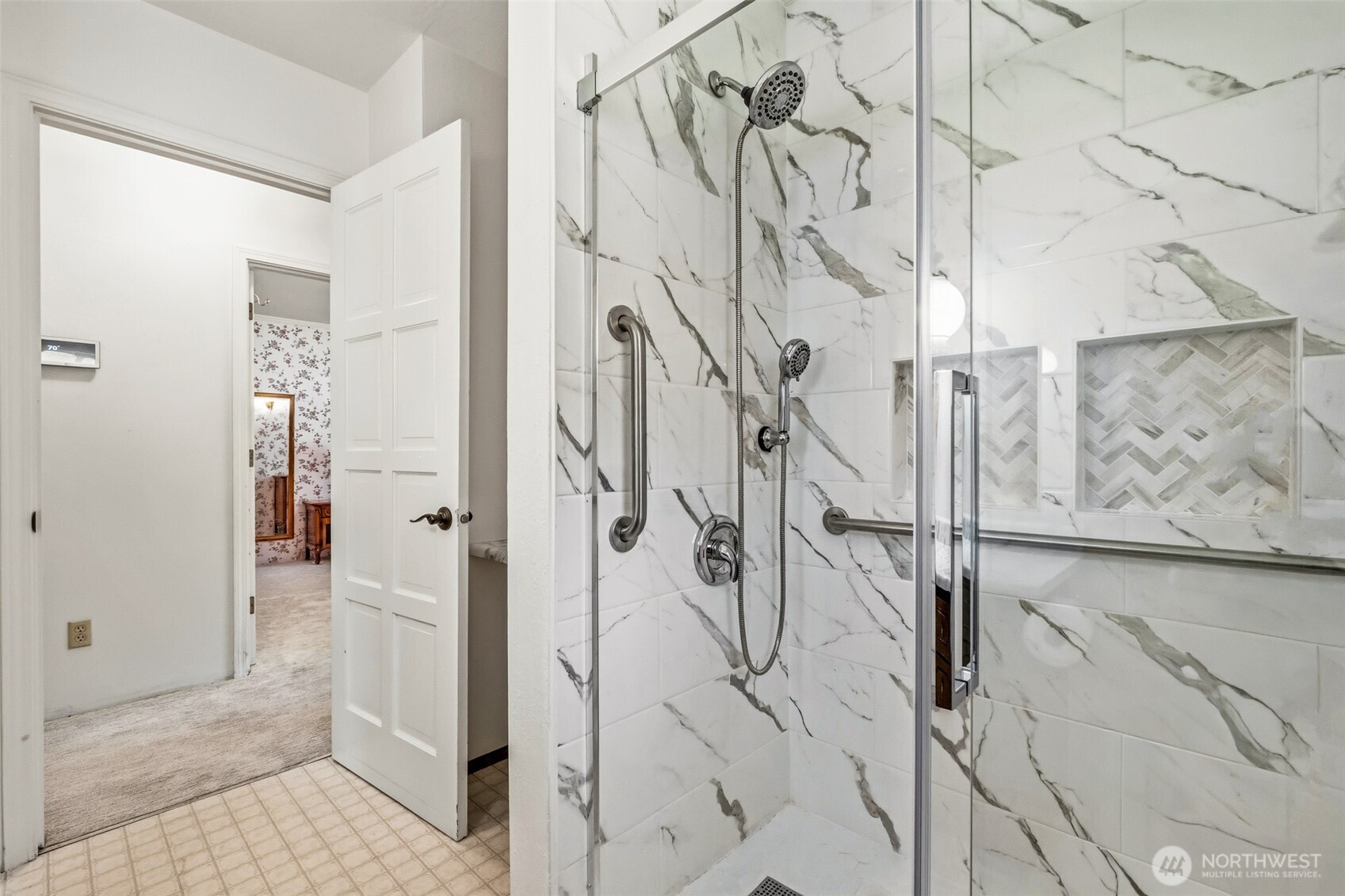 9724 Dye Road Property Photo 14