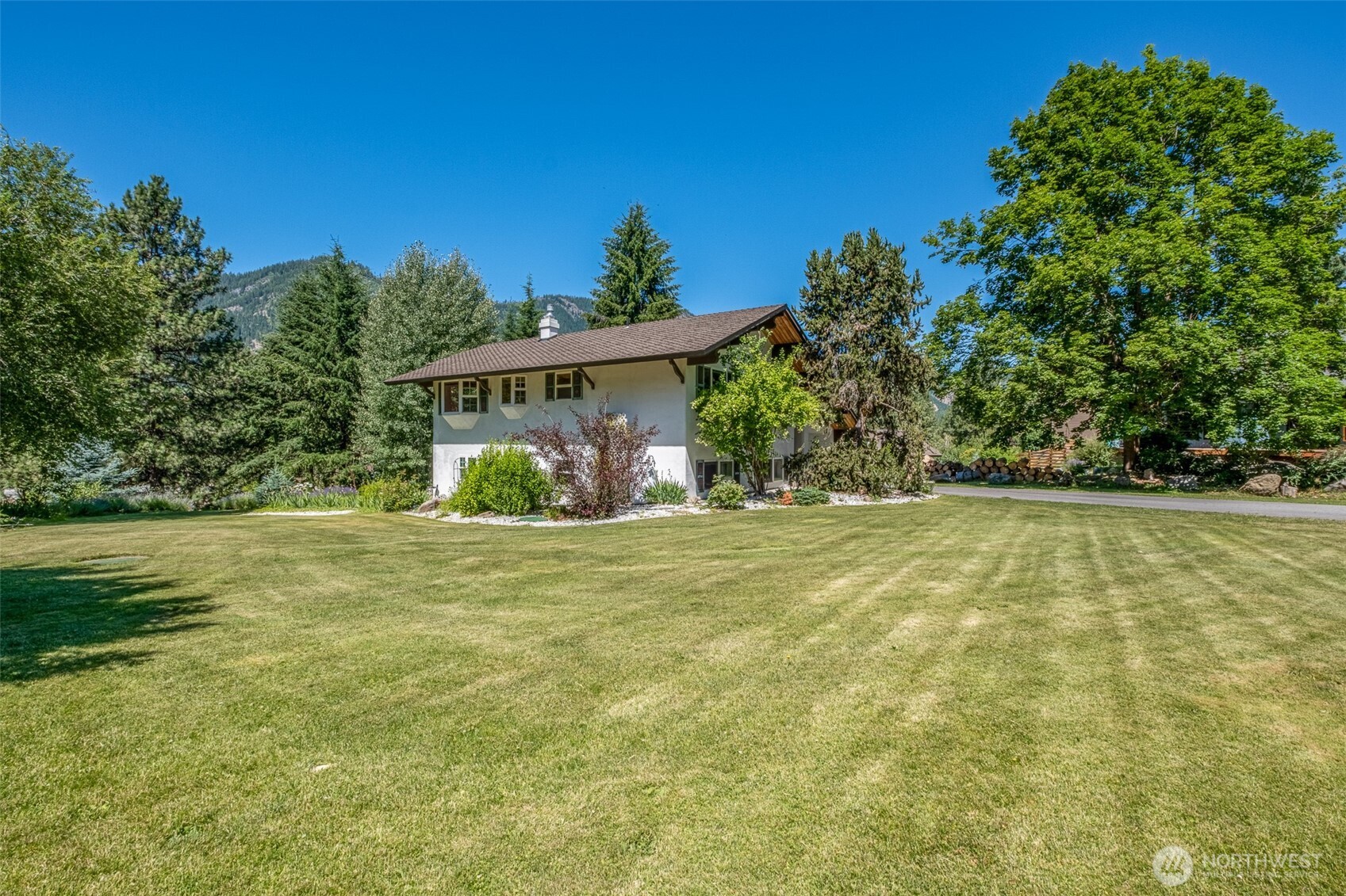 9724 Dye Road Property Photo 30