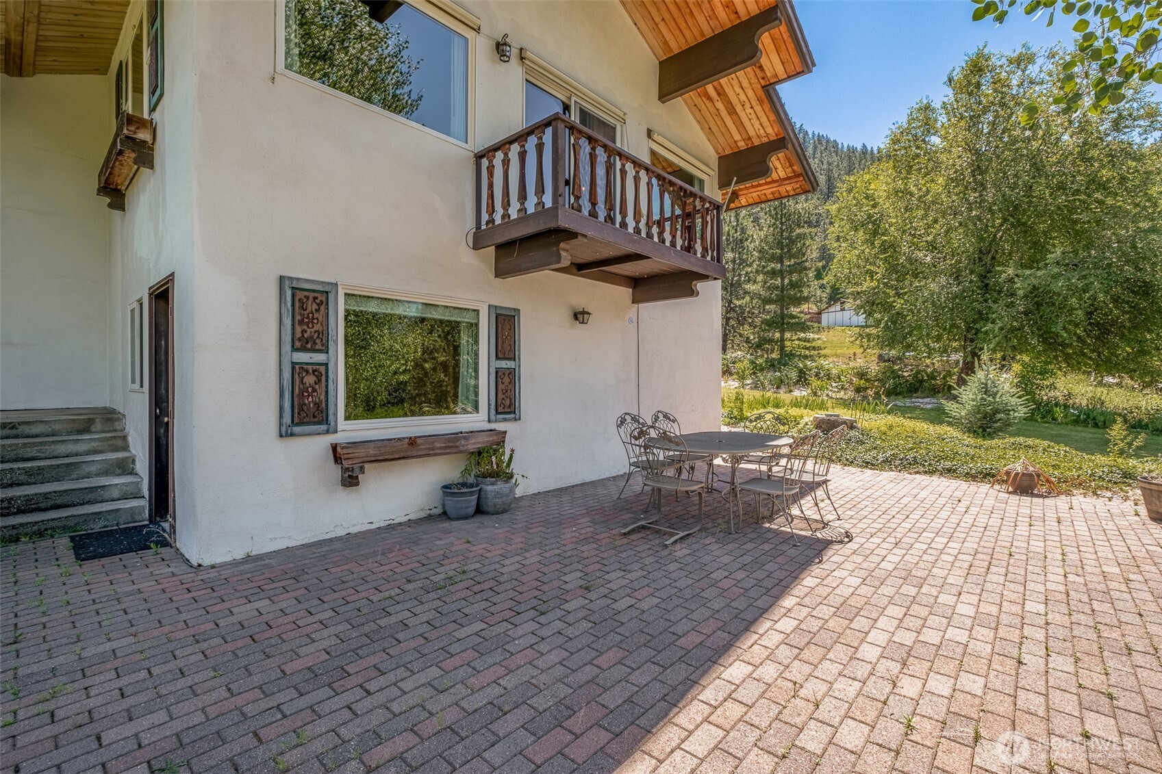 9724 Dye Road Property Photo 33