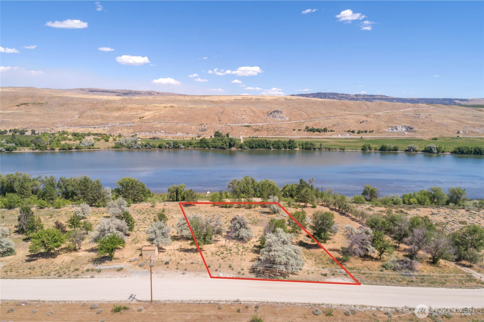 300 Monse River Road Property Photo 6