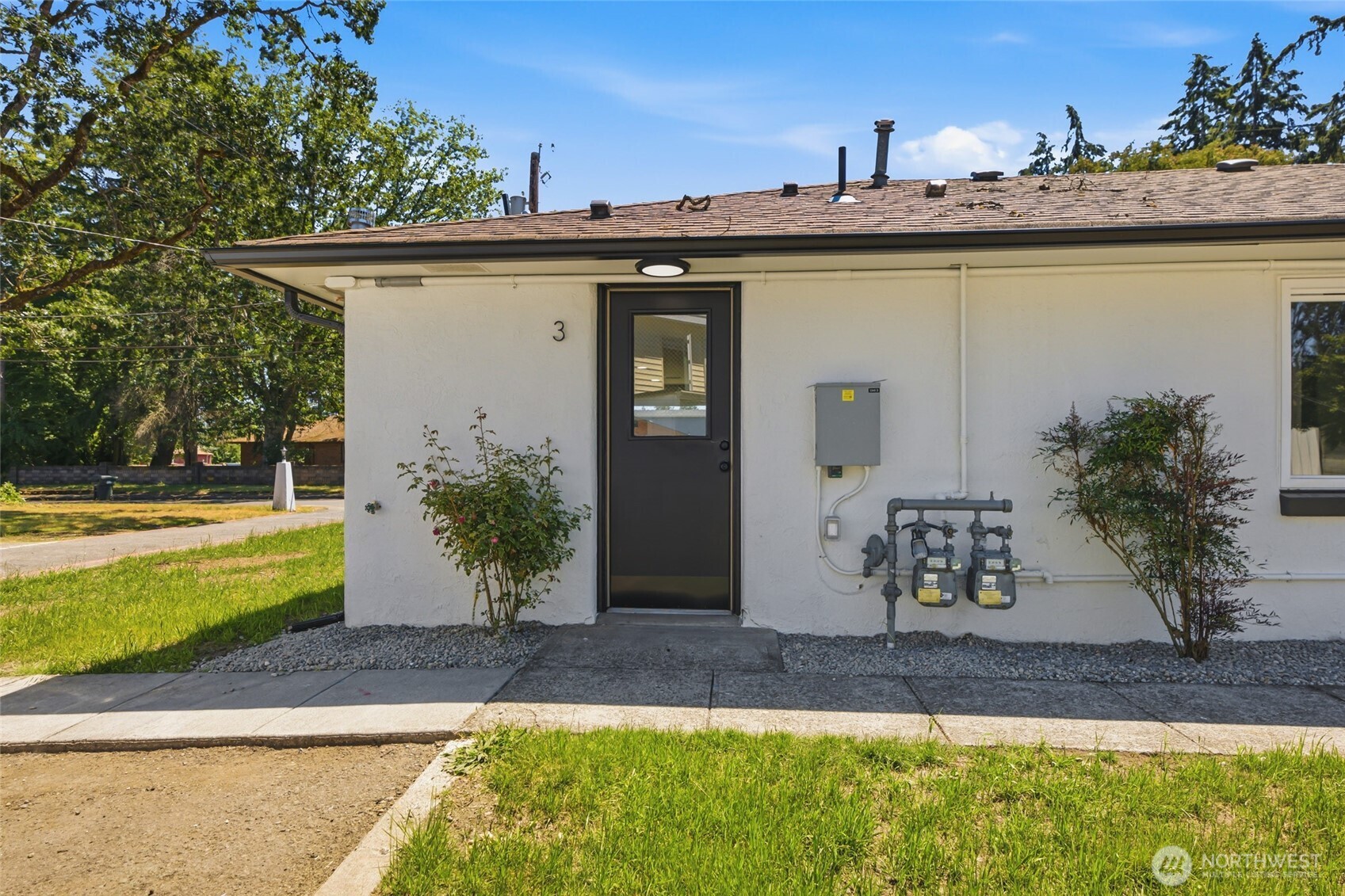 14402 Washington Avenue 3 Property Photo 20