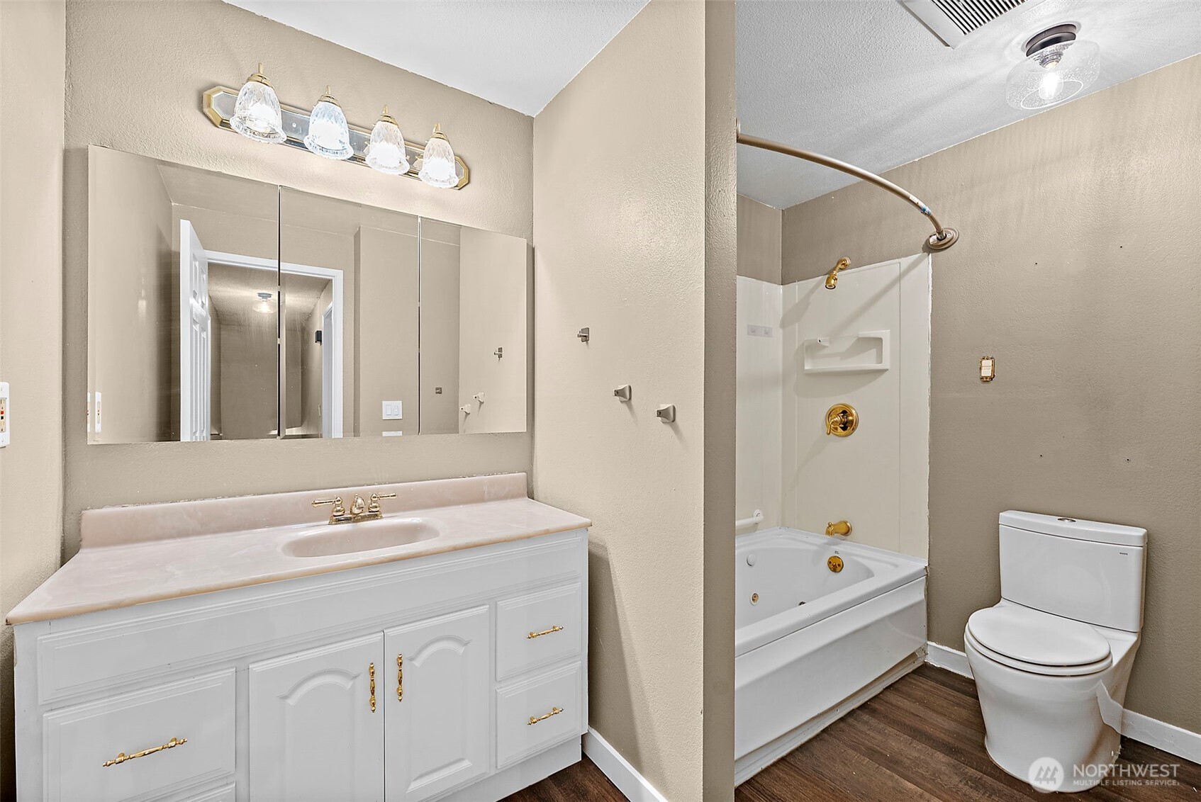 11315 83rd Avenue Property Photo 22