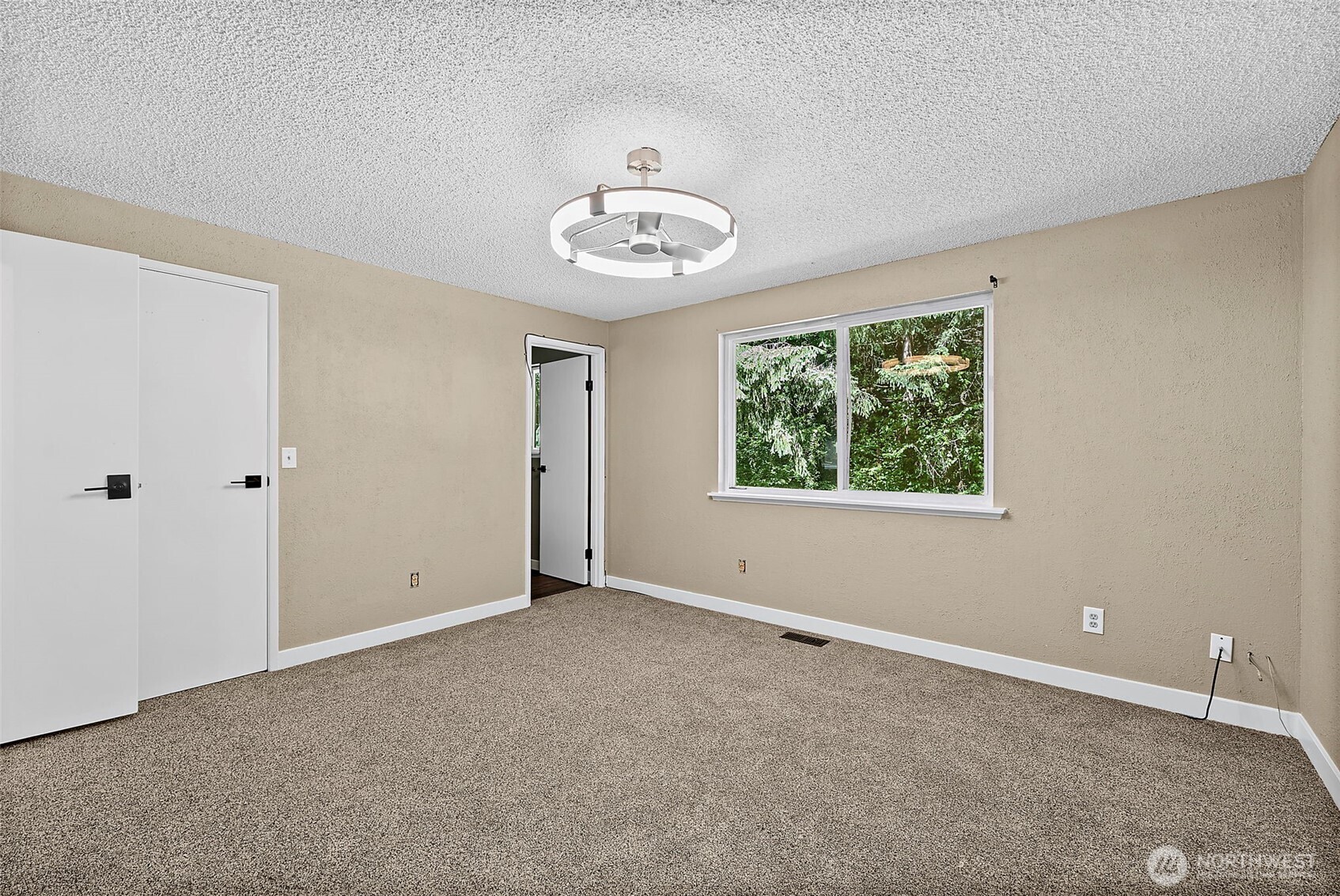 11315 83rd Avenue Property Photo 24