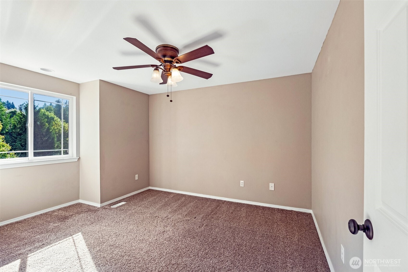 2302 13th Avenue Ct Property Photo 23