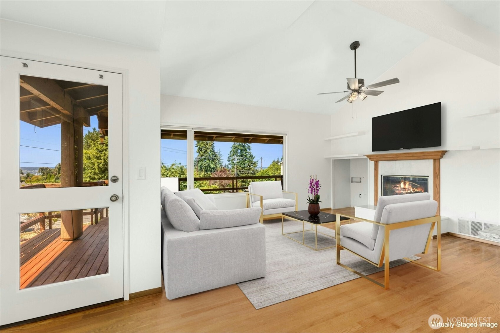 4917 Ocean Avenue Property Photo 4