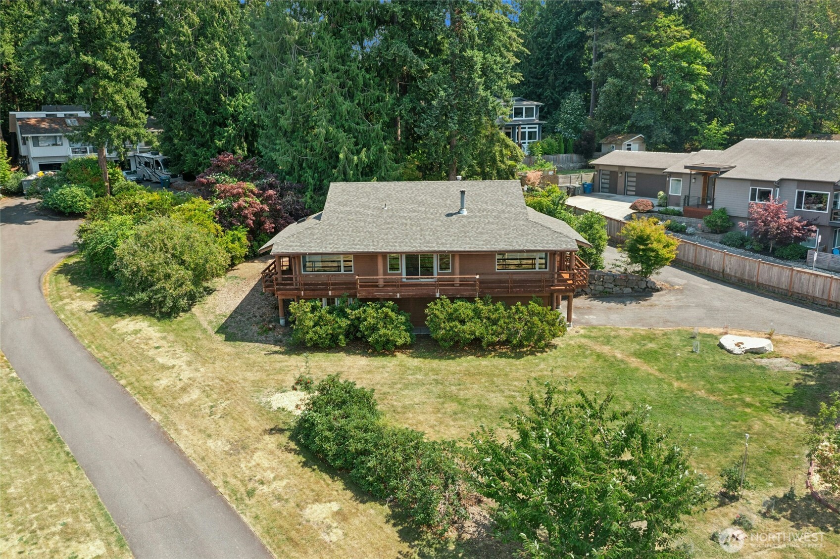 4917 Ocean Avenue Property Photo 6