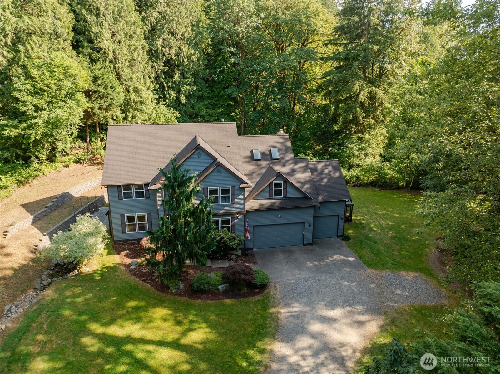 10930 Kelly Road Property Photo 3