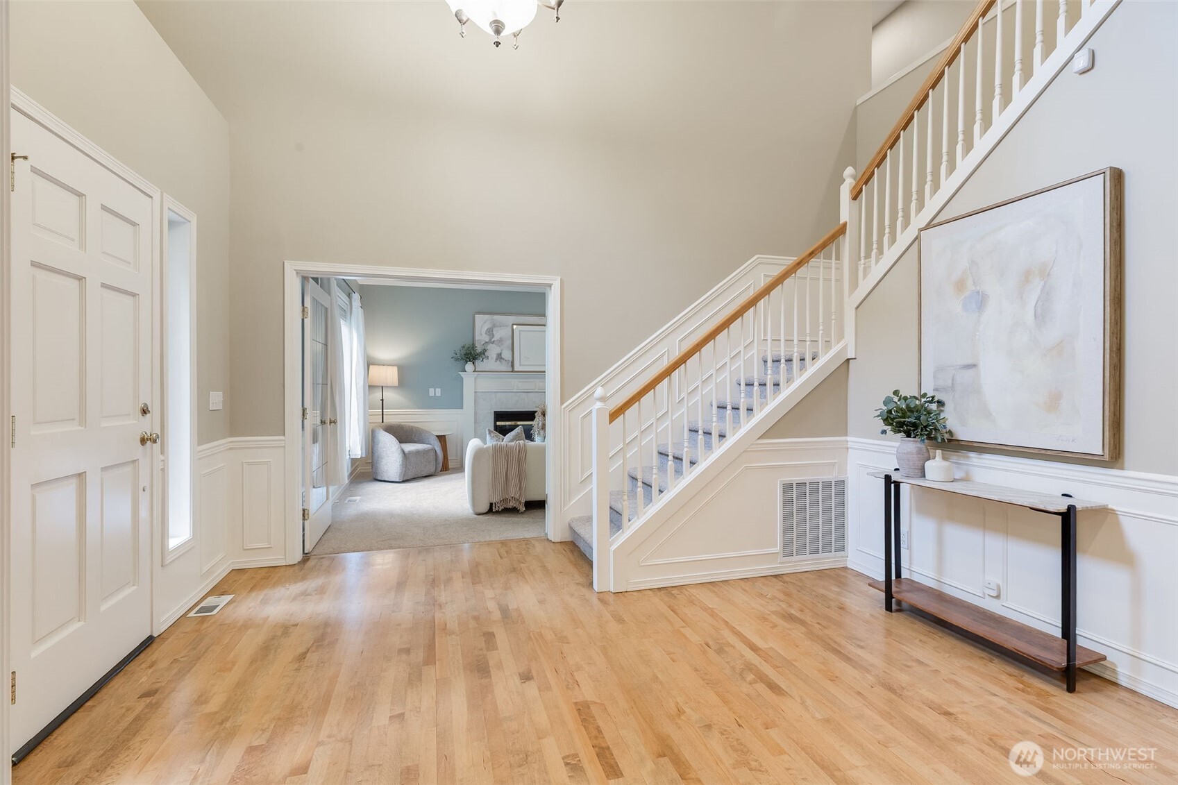 10930 Kelly Road Property Photo 4