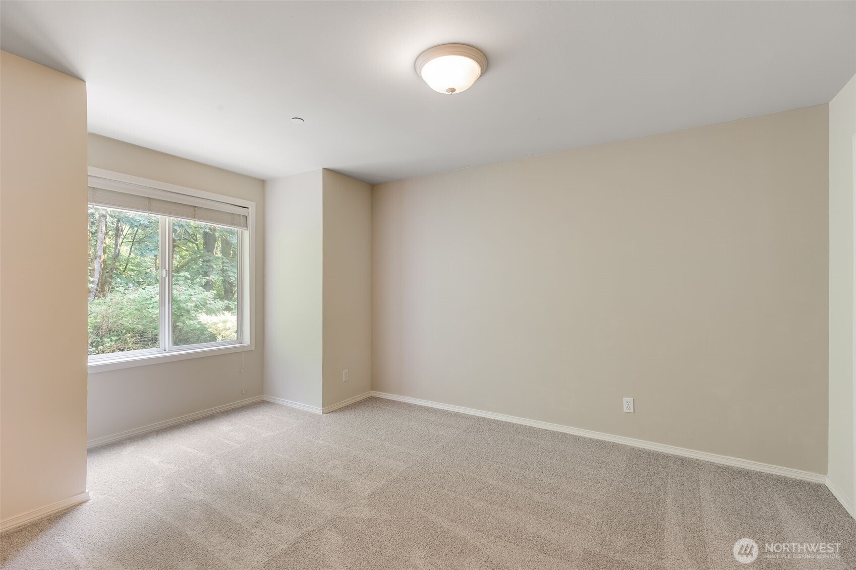 10930 Kelly Road Property Photo 23