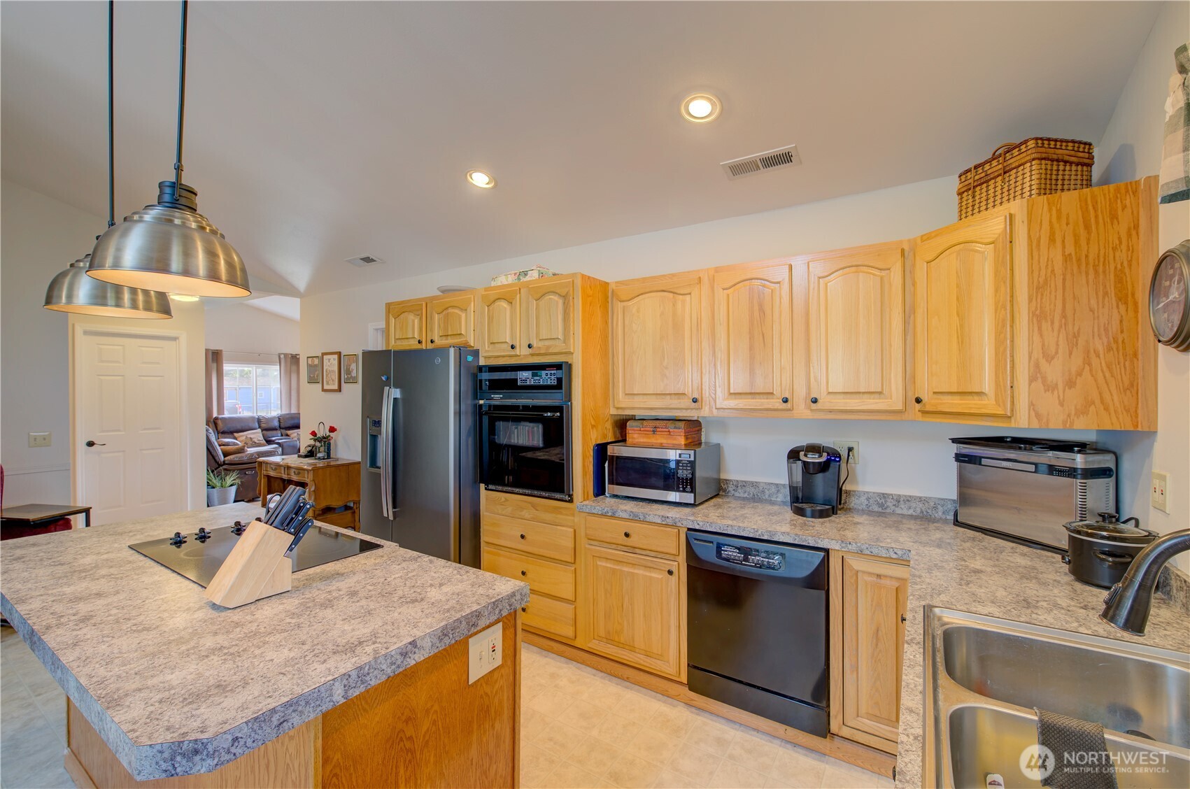1709 263rd Place Property Photo 7