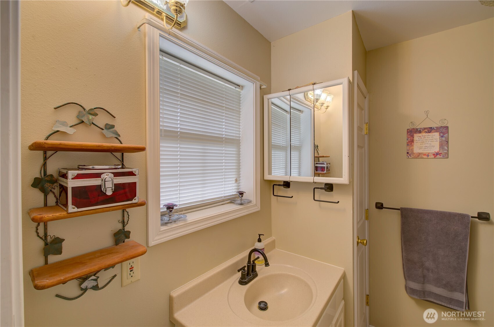 1709 263rd Place Property Photo 12