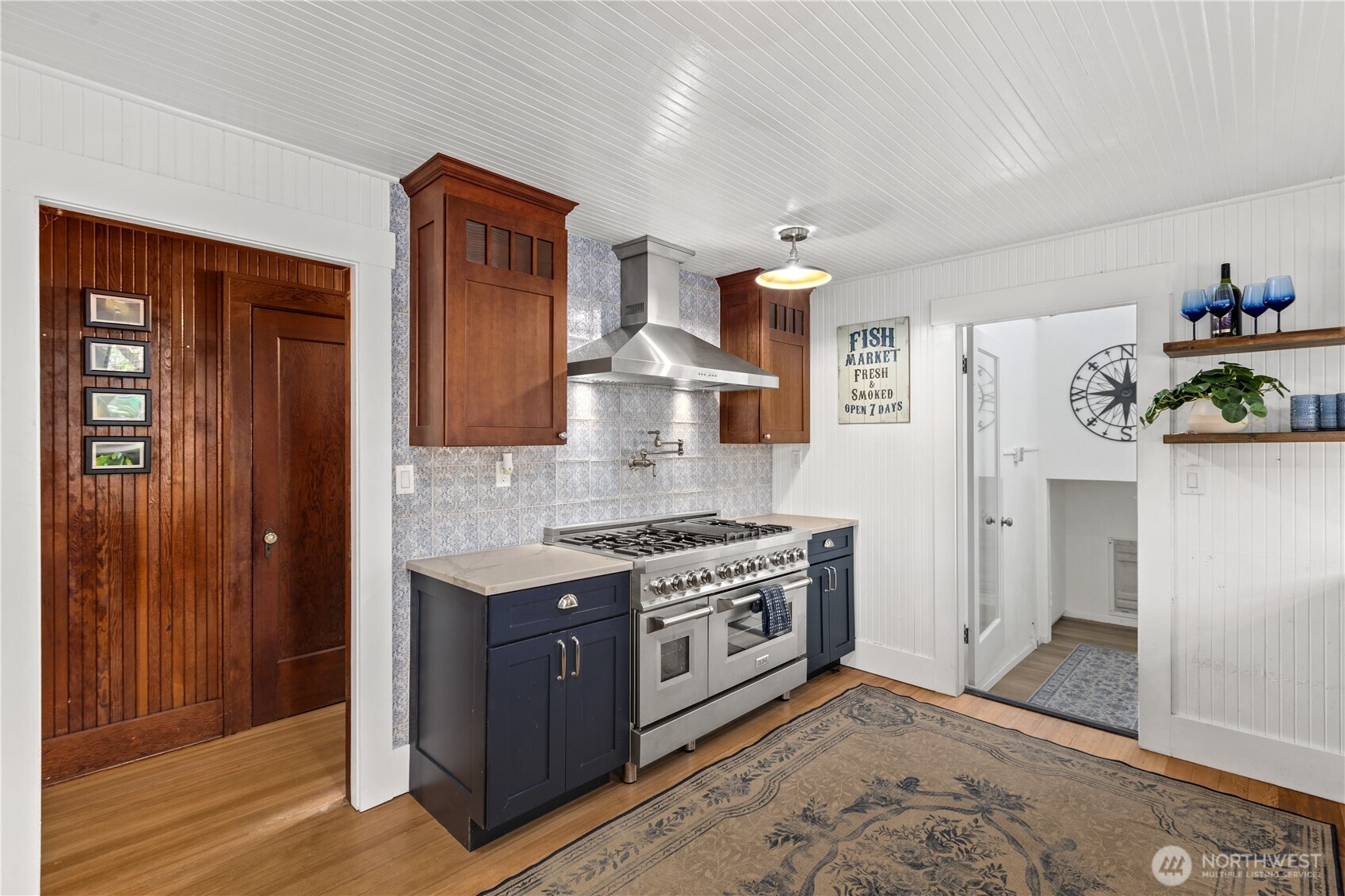 4202 L Place Property Photo 8