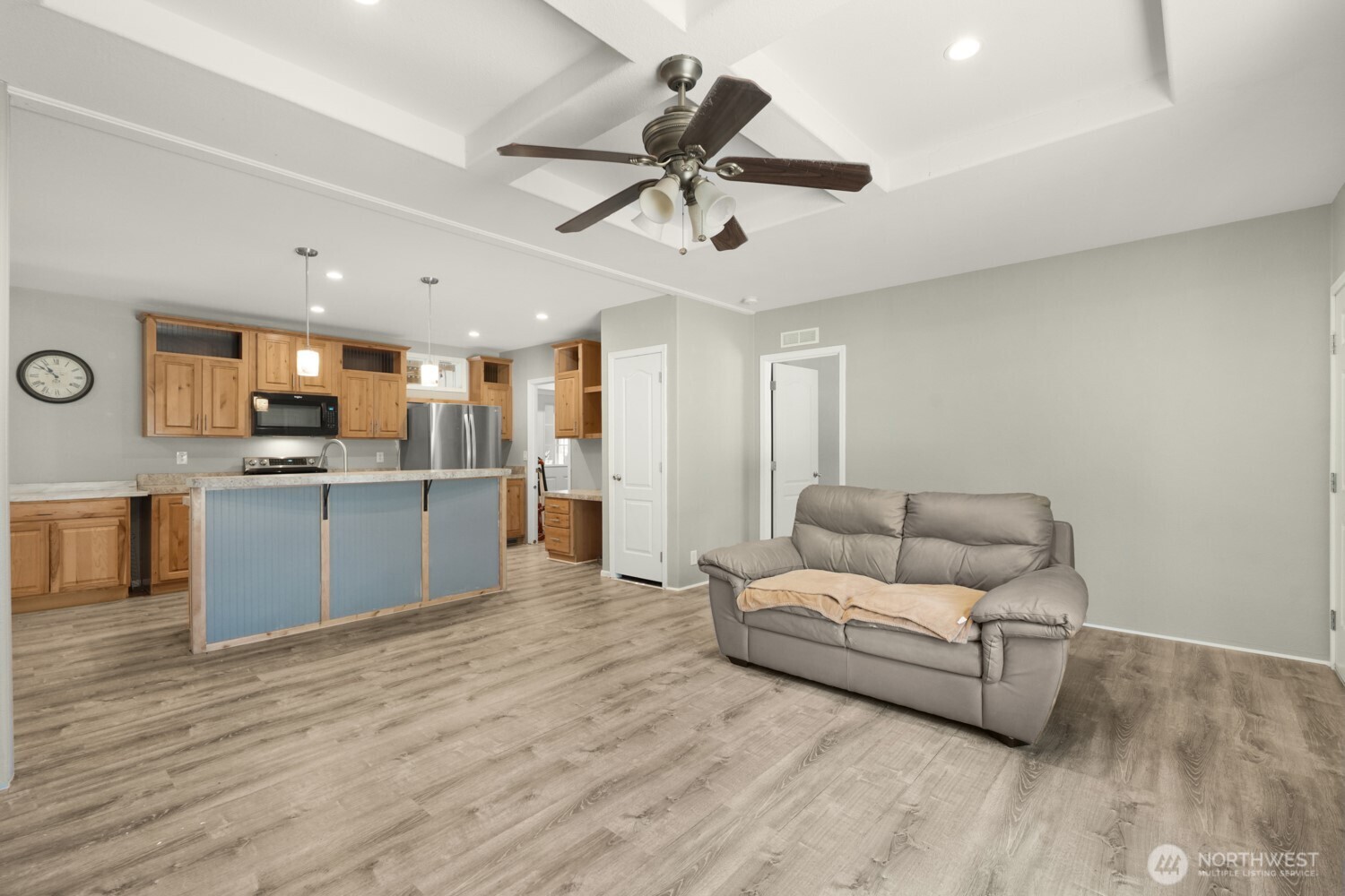 2 Boardman Way Property Photo 6