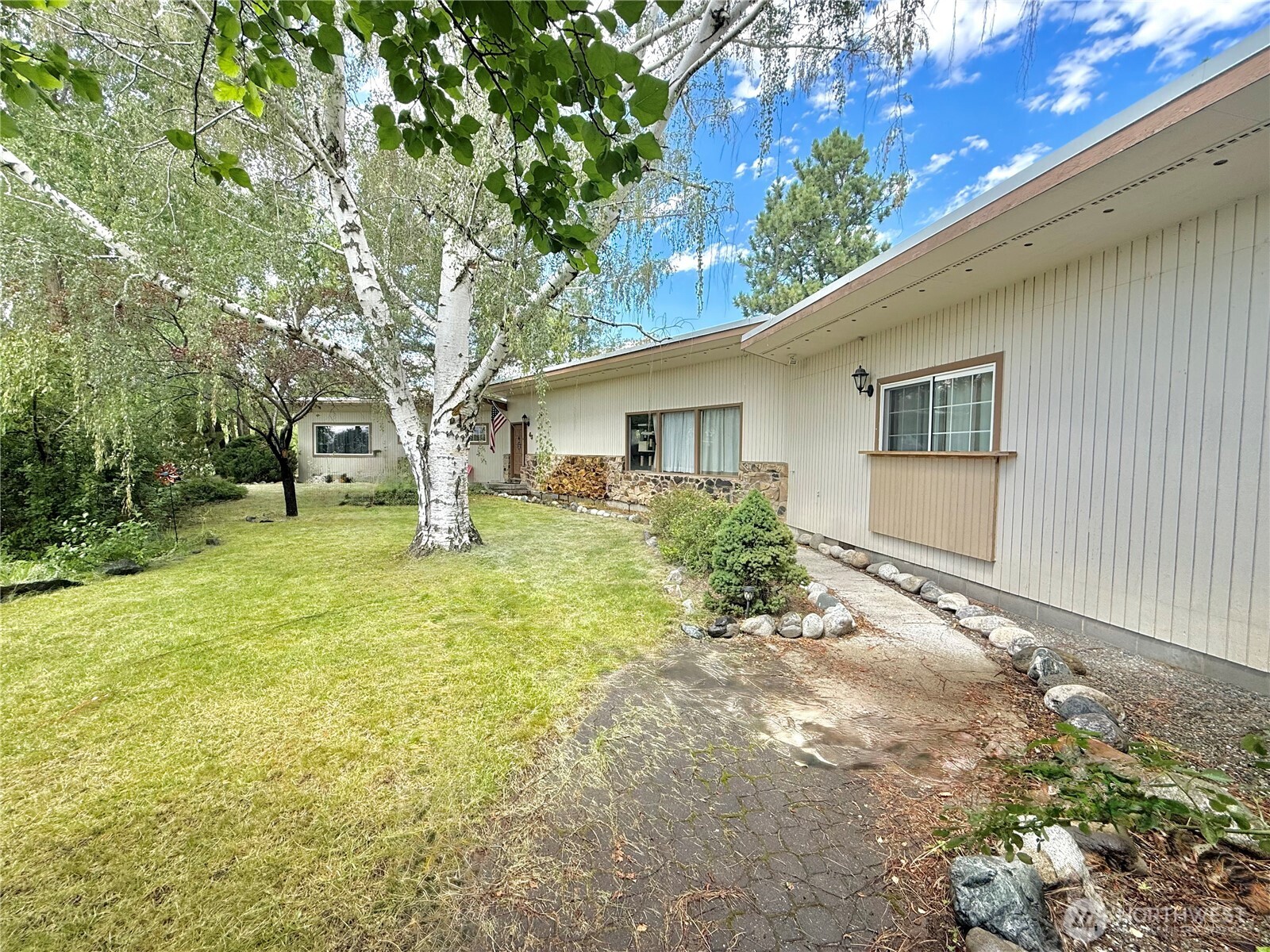 63 Kermal Road Property Photo 5