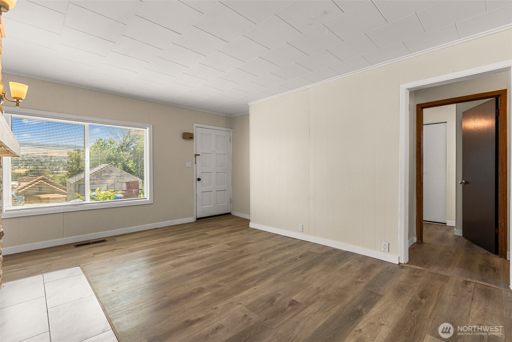 330 Roosevelt Avenue Property Photo 11