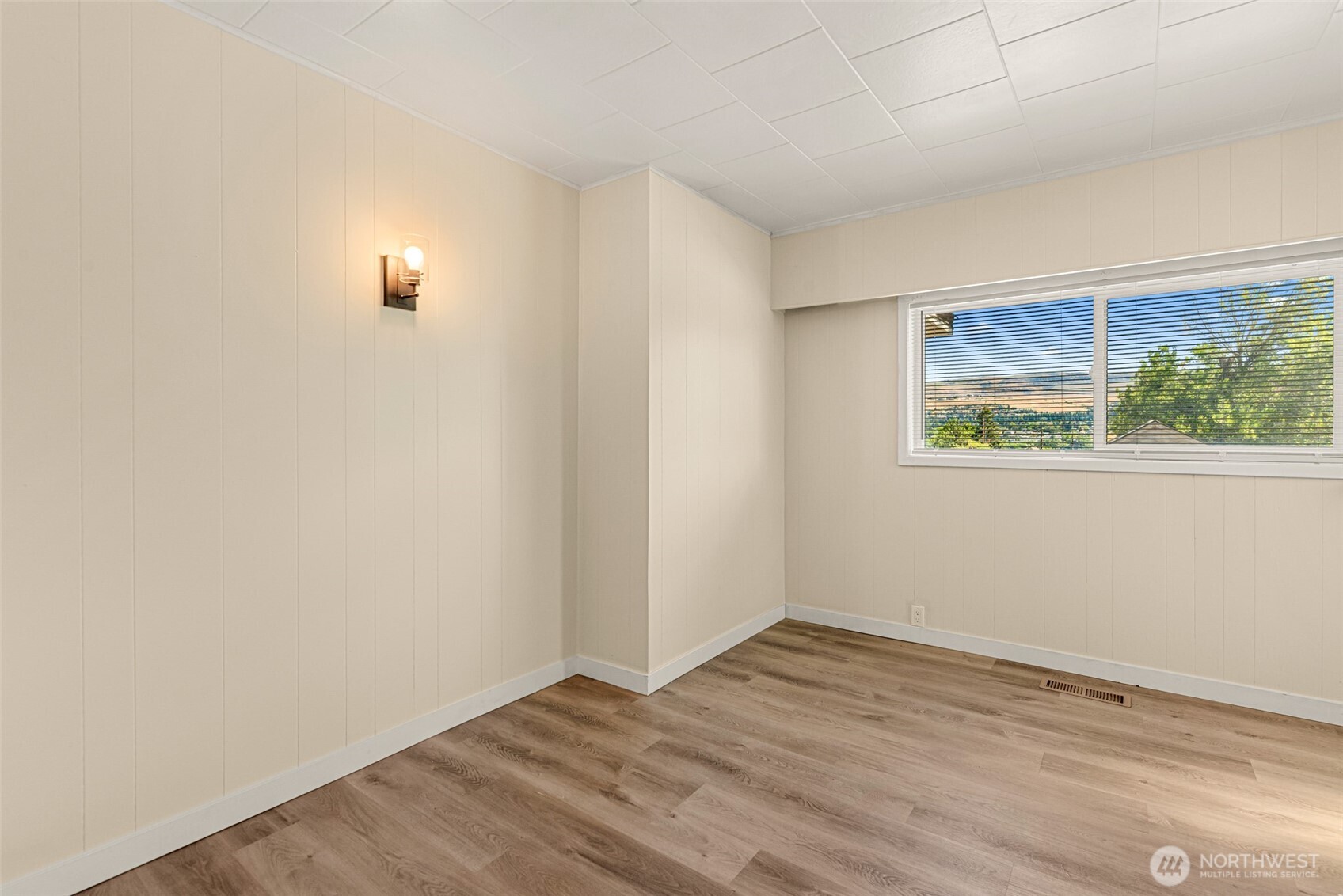 330 Roosevelt Avenue Property Photo 22