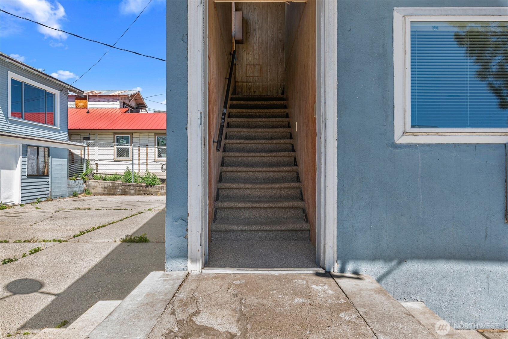 330 Roosevelt Avenue Property Photo 32