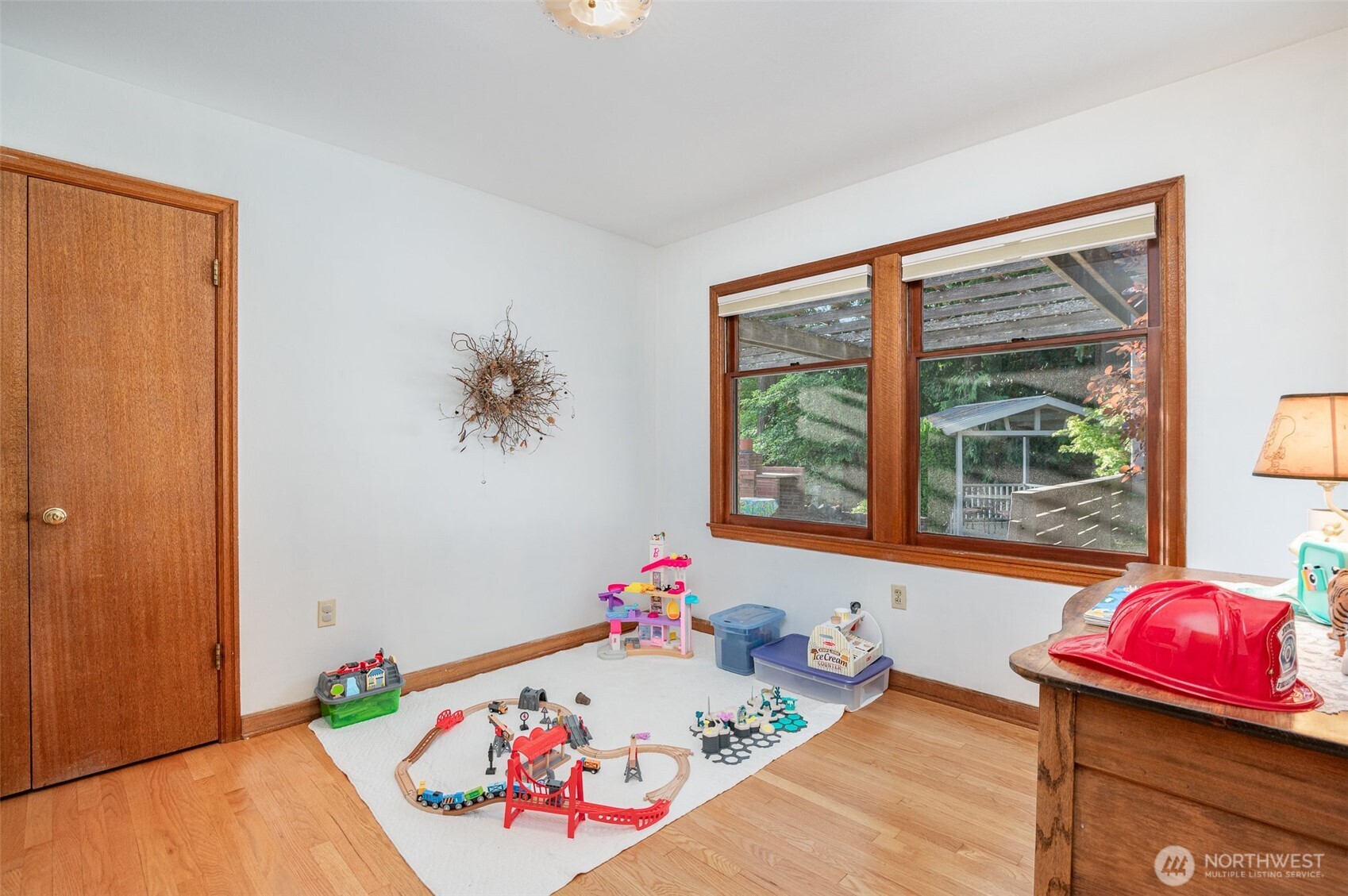 726 N 137th Street Property Photo 14
