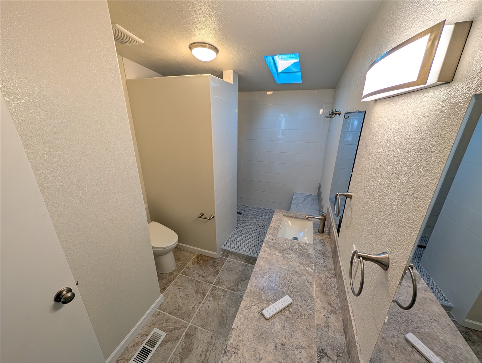 2168 Norman Drive Property Photo 9