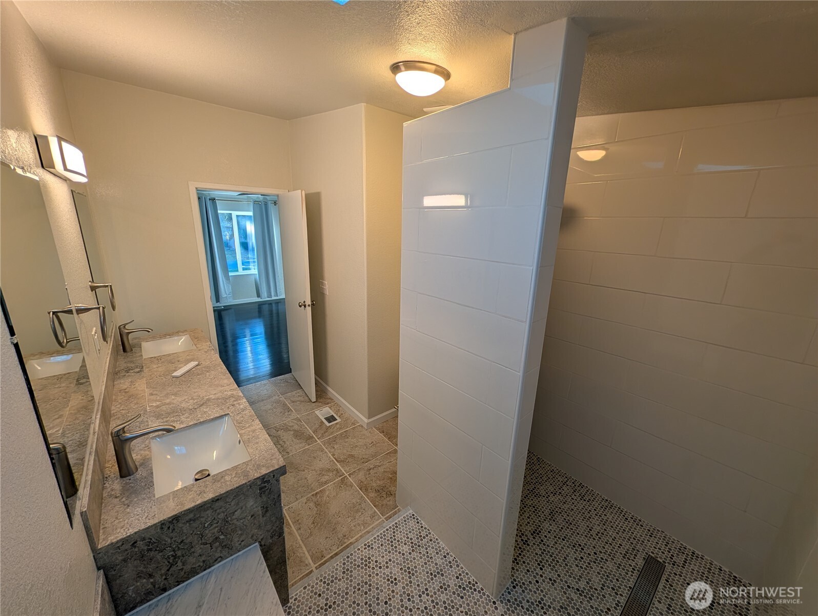 2168 Norman Drive Property Photo 10