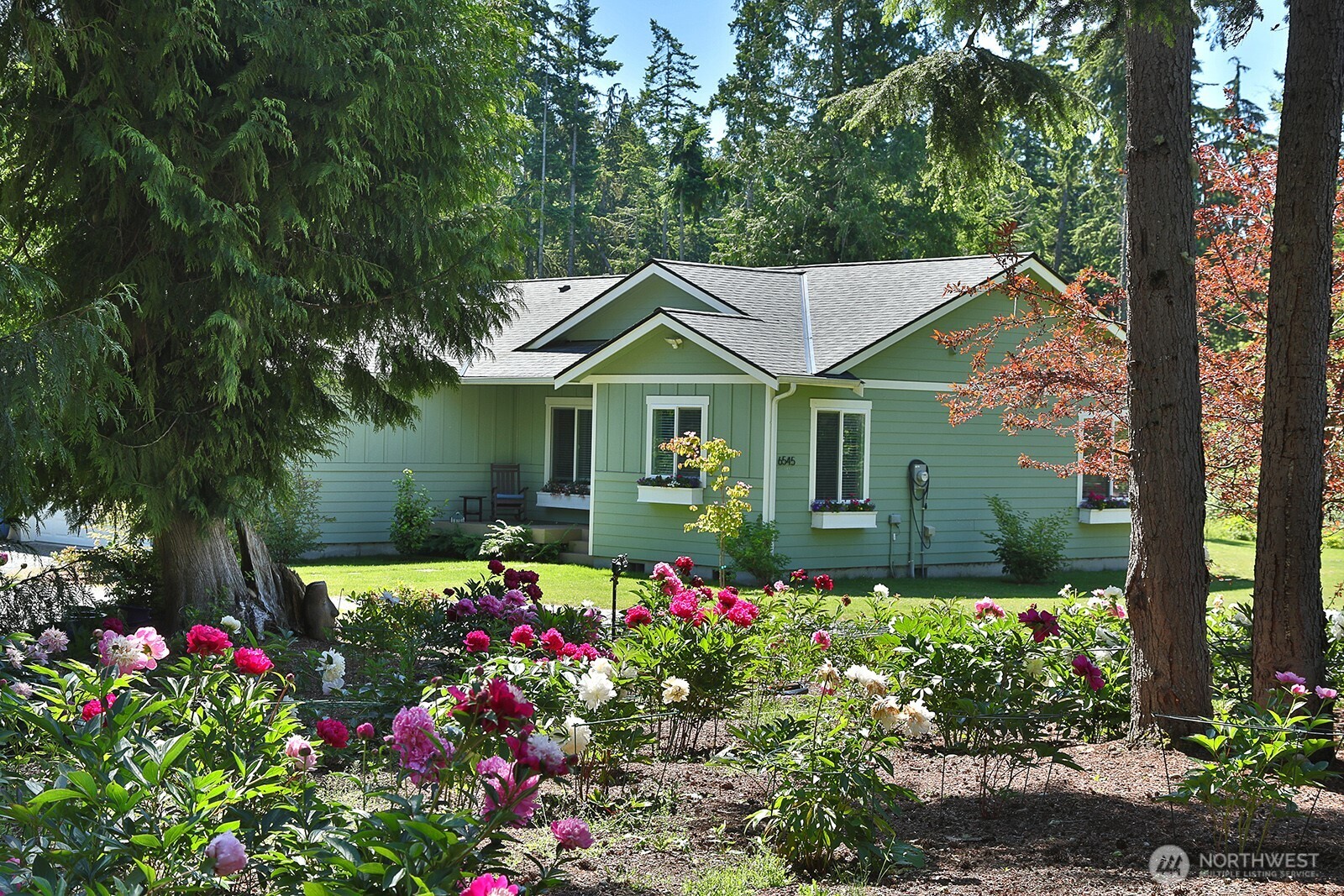 6545 Cultus Bay Road Property Photo 4