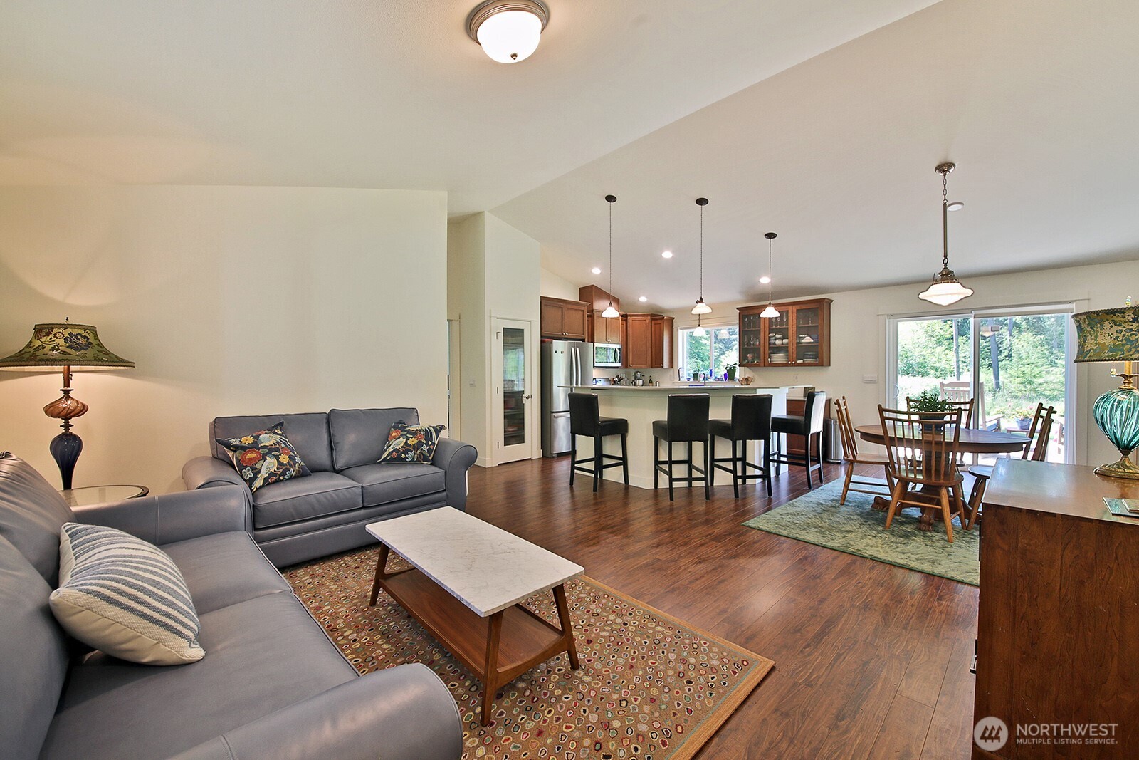 6545 Cultus Bay Road Property Photo 11