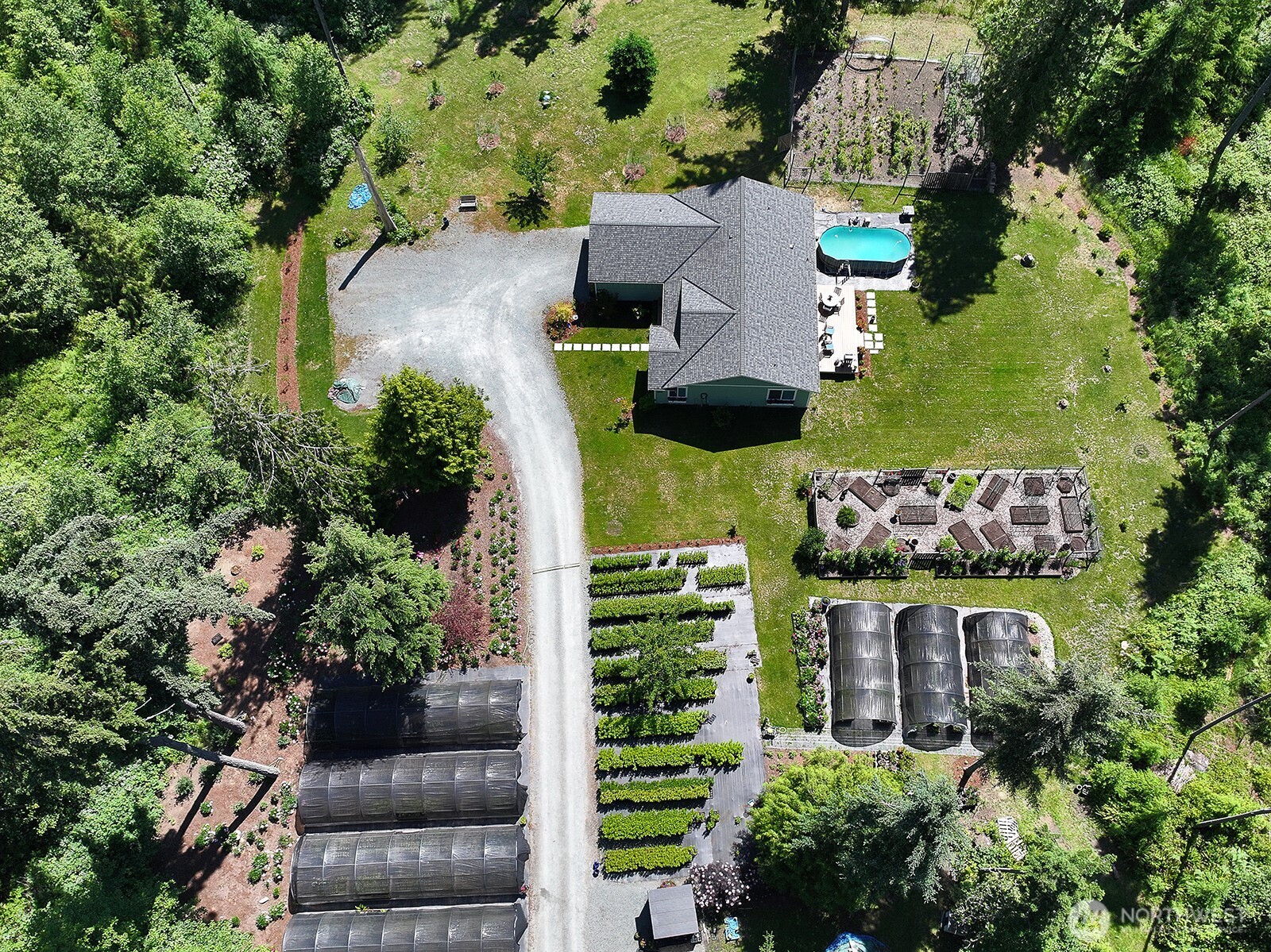 6545 Cultus Bay Road Property Photo 27