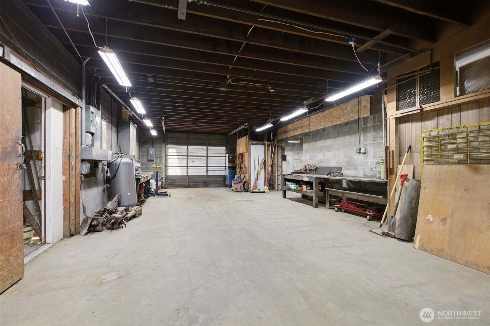 651 E Stover Road Property Photo 17