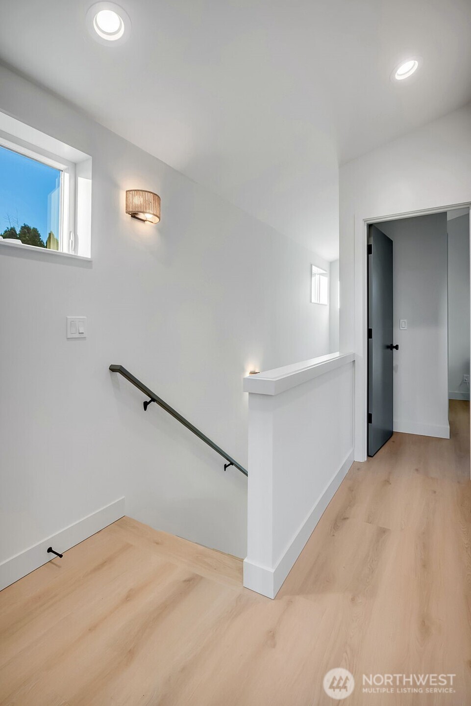 4411 S Holly Street Property Photo 19