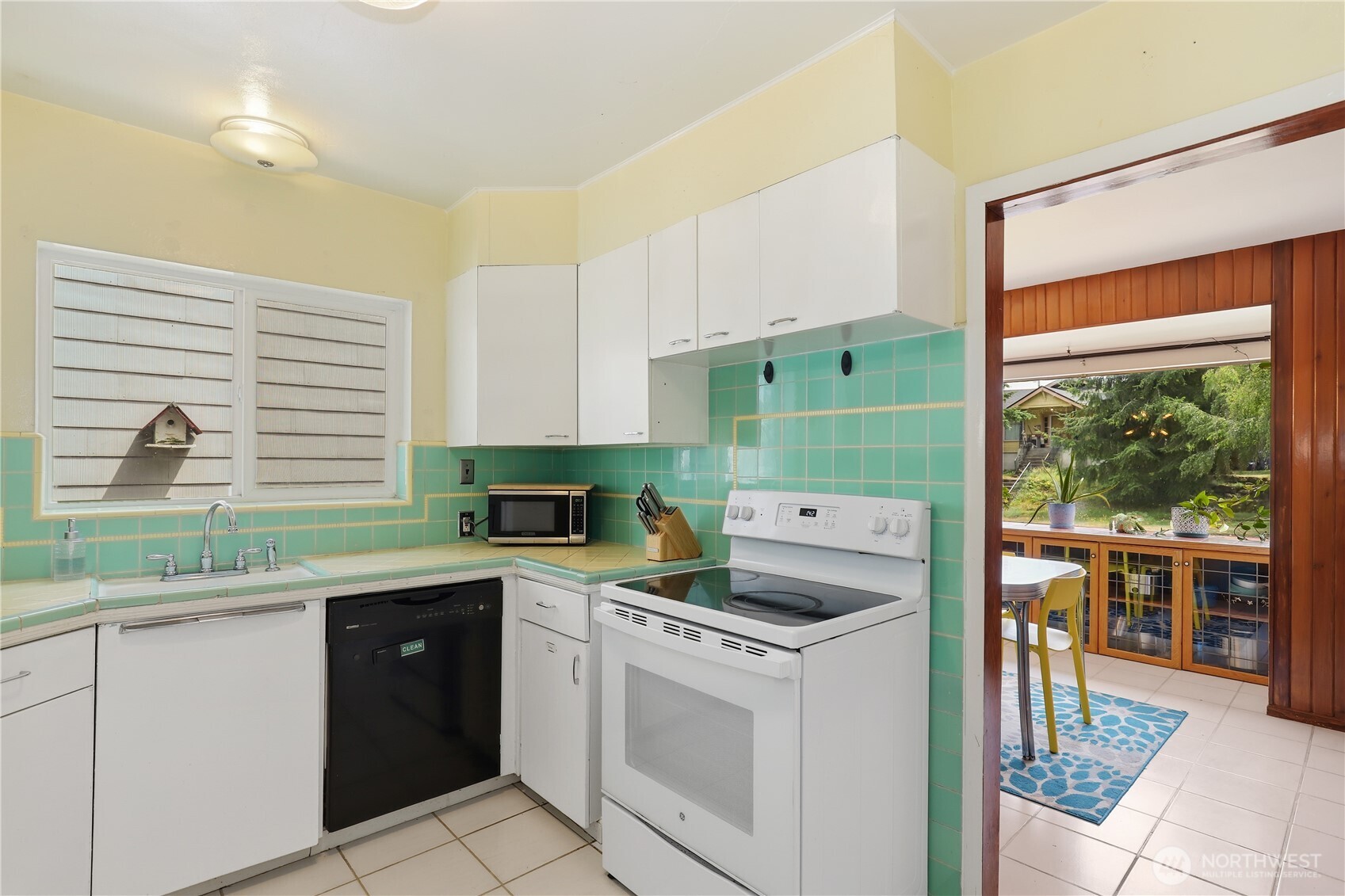 305 S 35th Street Property Photo 10