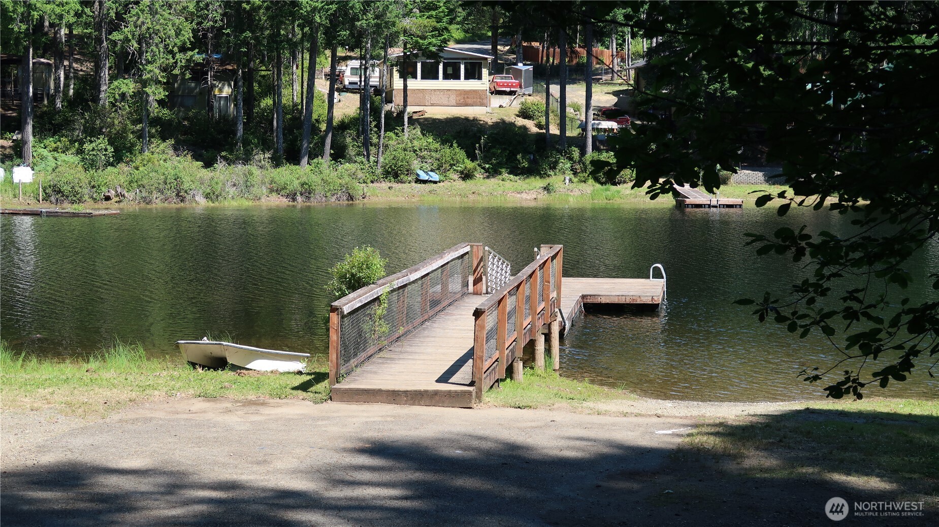 431 Ne Collins Lake Dr. Property Photo 16