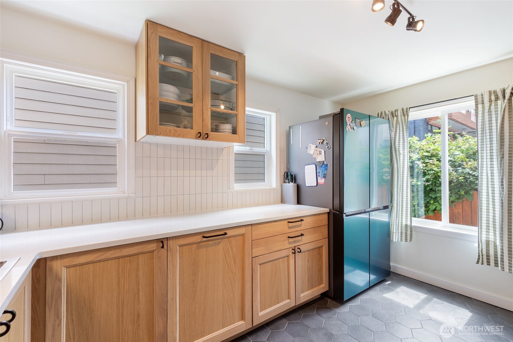 9440 35th Avenue Property Photo 9