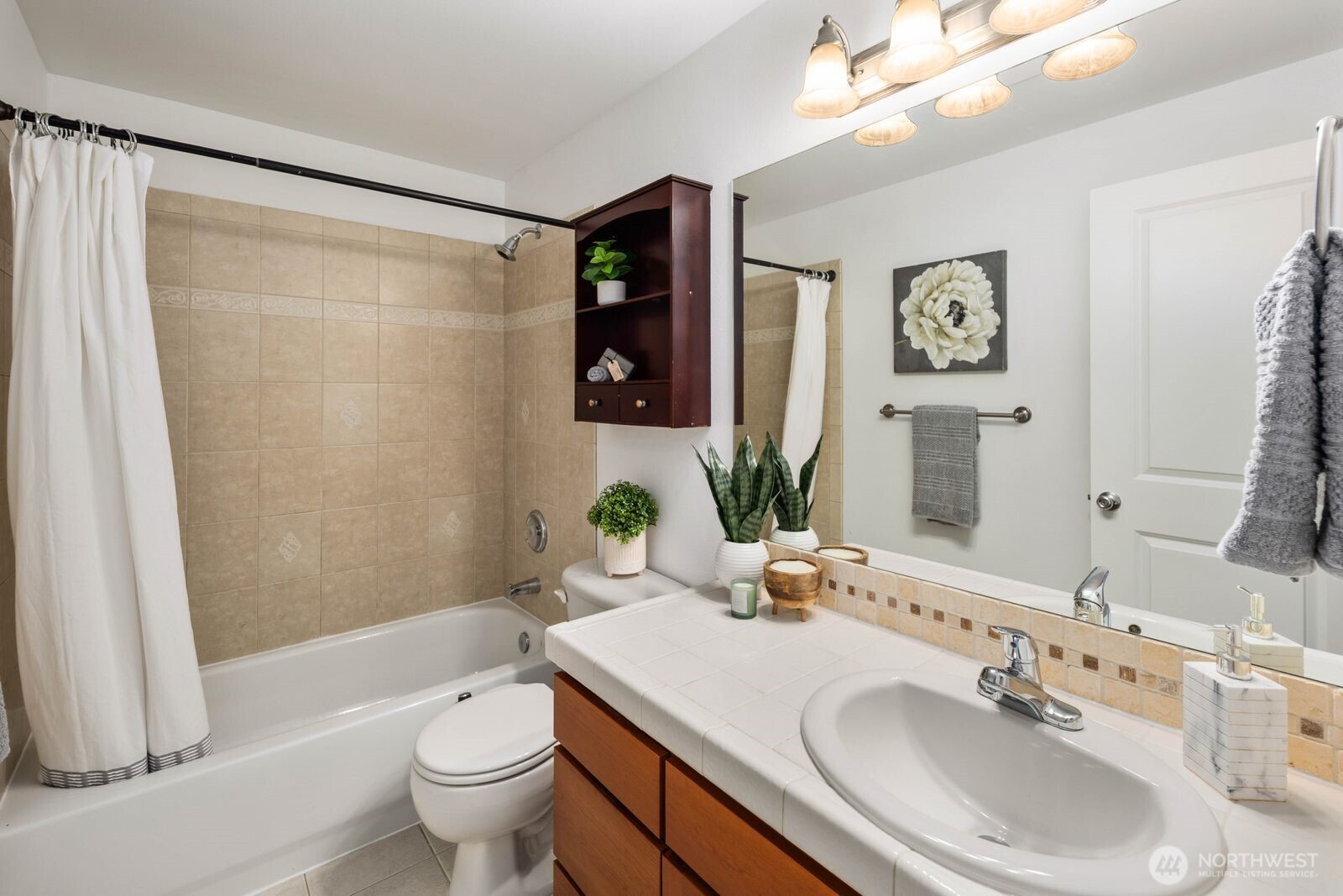 337 N 105th Street A Property Photo 20
