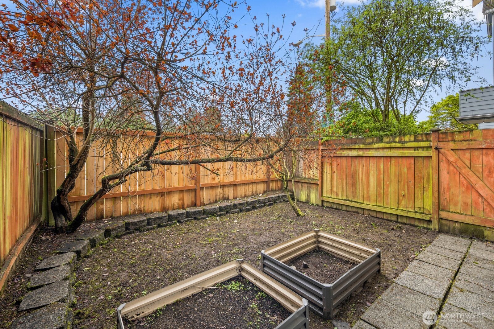 337 N 105th Street A Property Photo 21