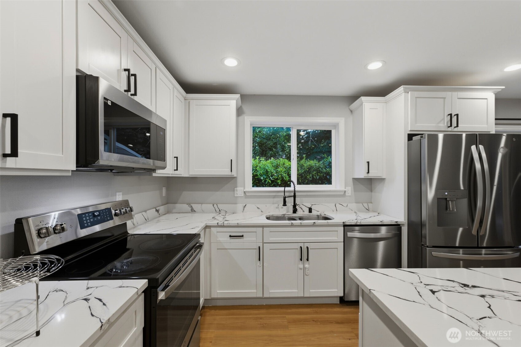1910 Corbet Drive Property Photo 11