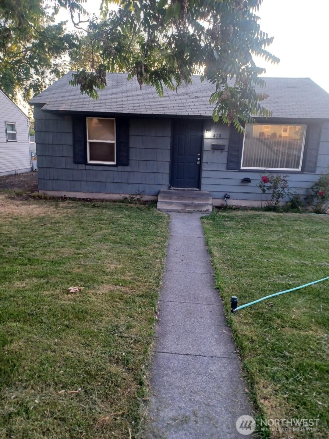 410 W Ridge Road Property Photo 1