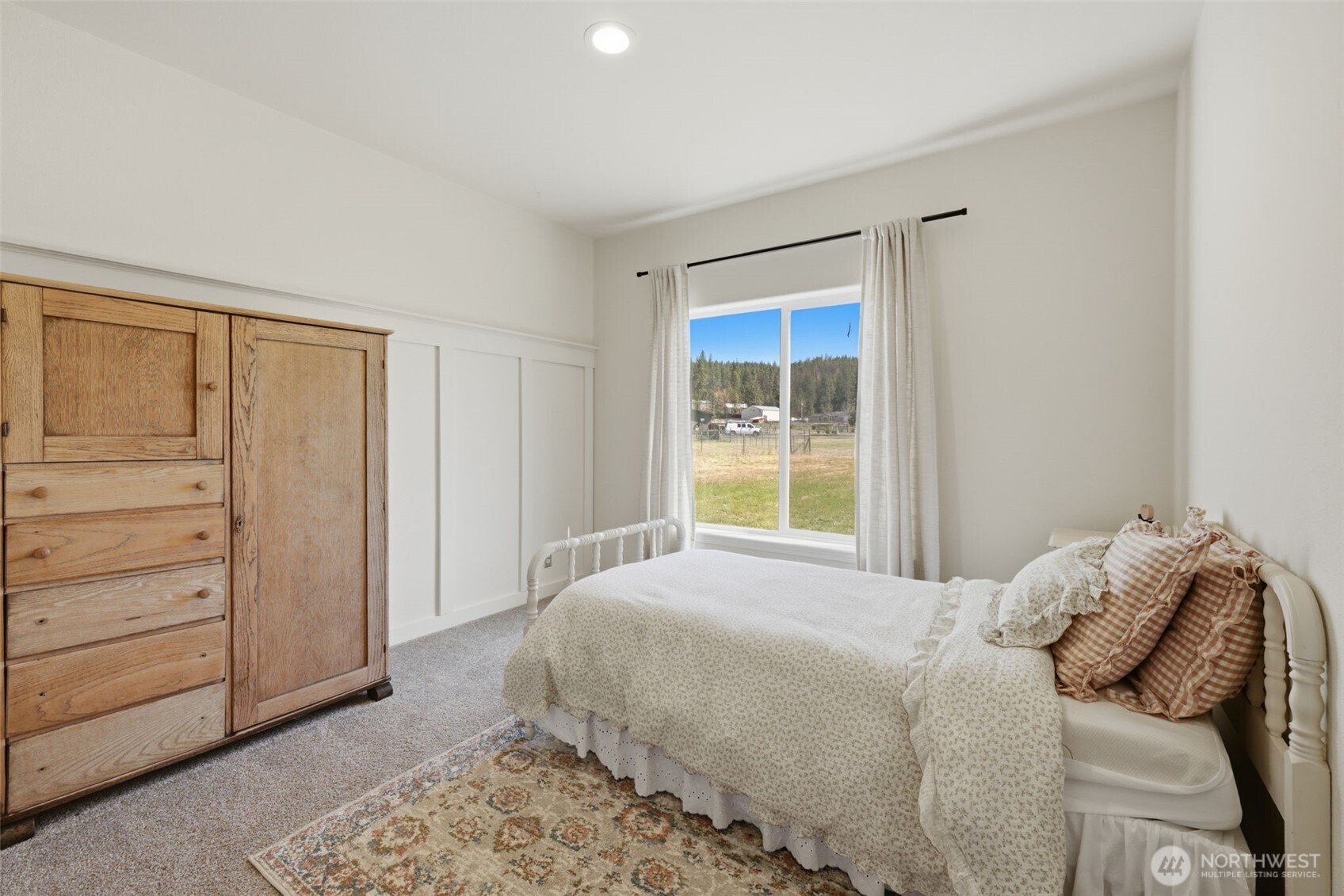 524 Sunny Meadows Drive Property Photo 13