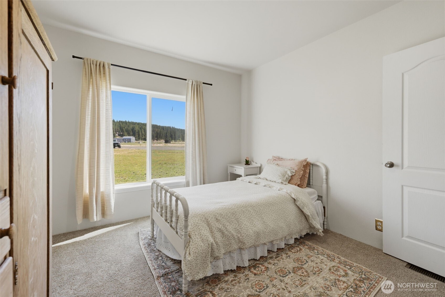 524 Sunny Meadows Drive Property Photo 14