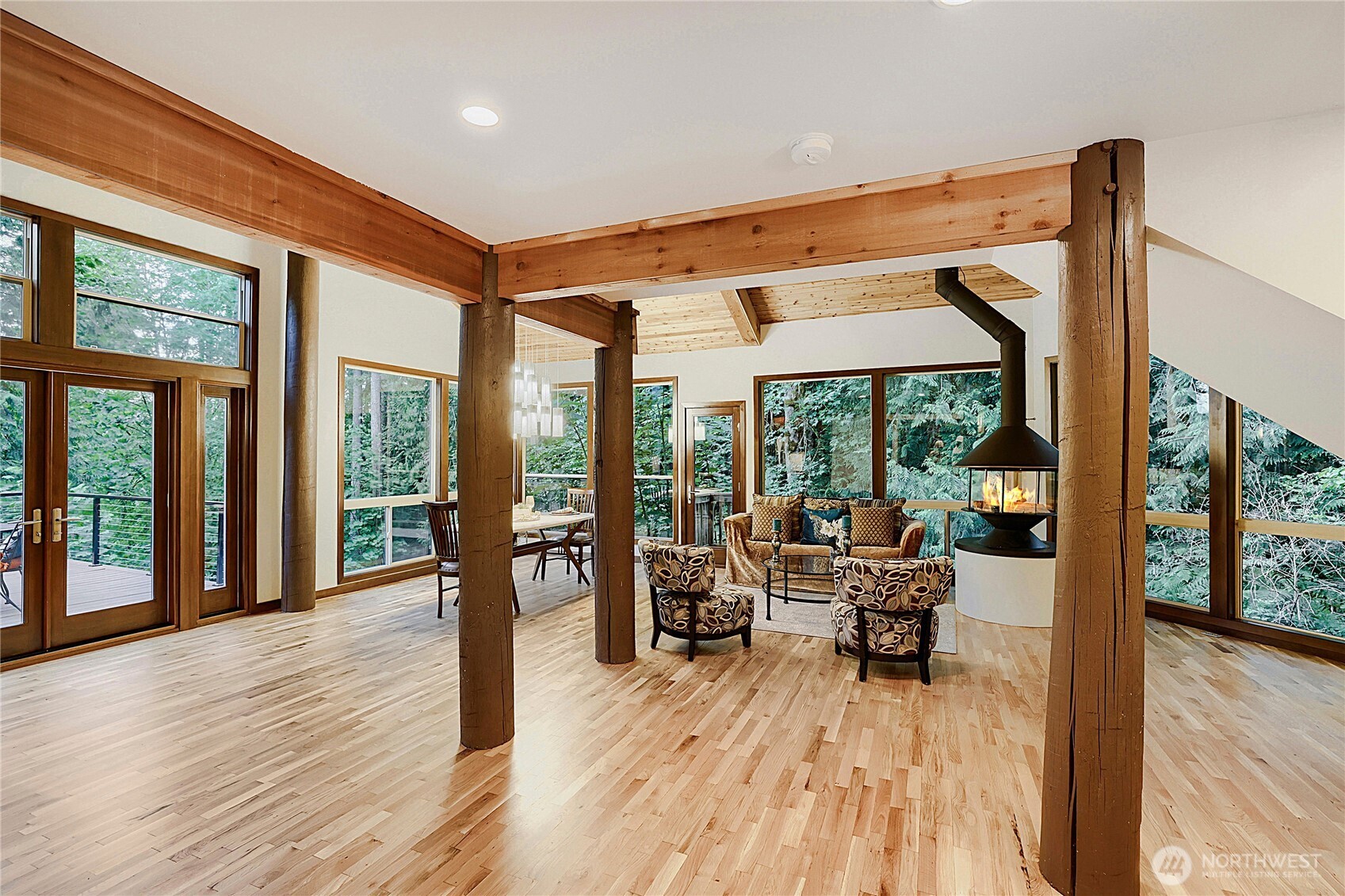 13020 Squak Mountain Road Property Photo 5