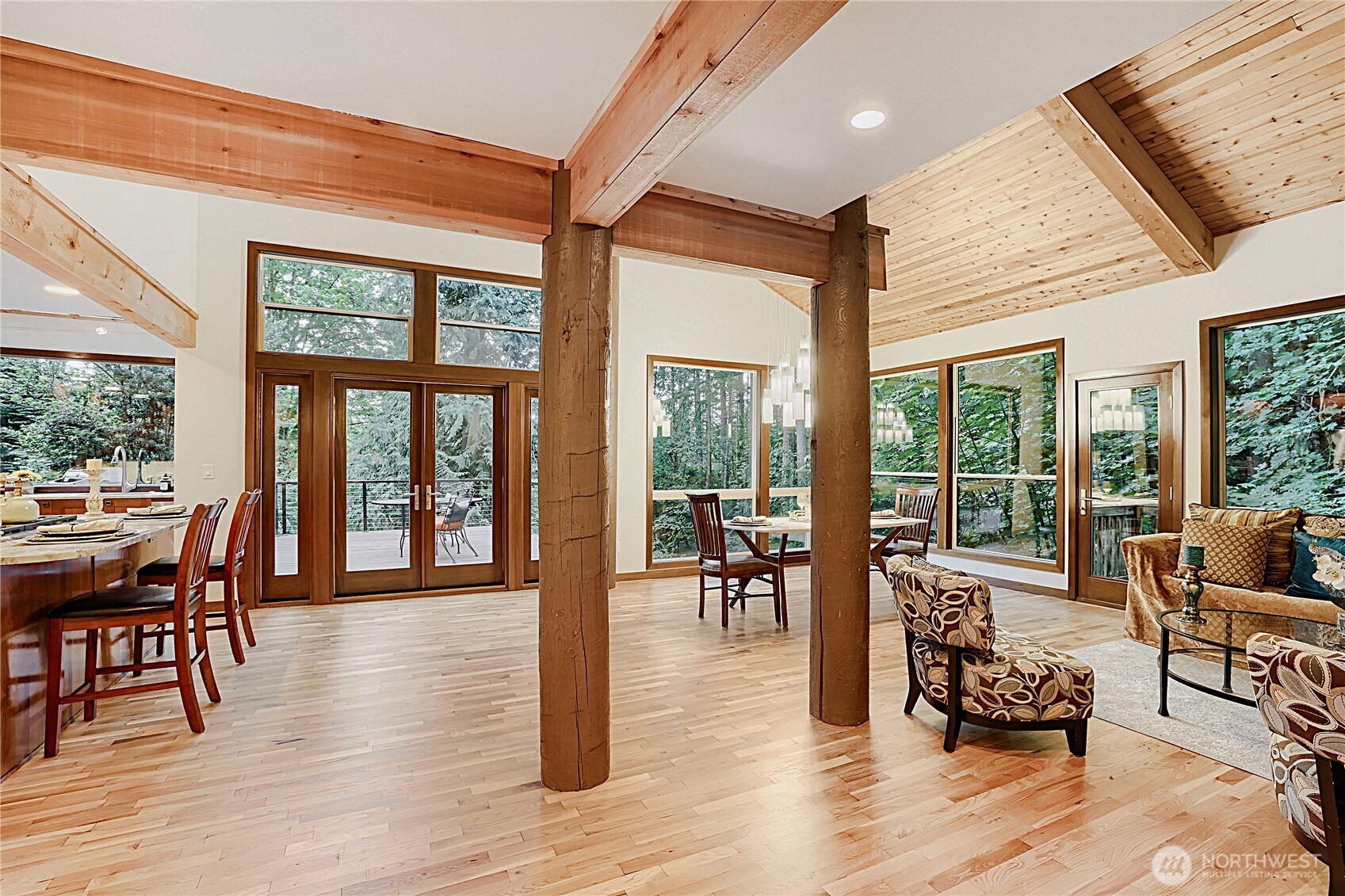 13020 Squak Mountain Road Property Photo 6