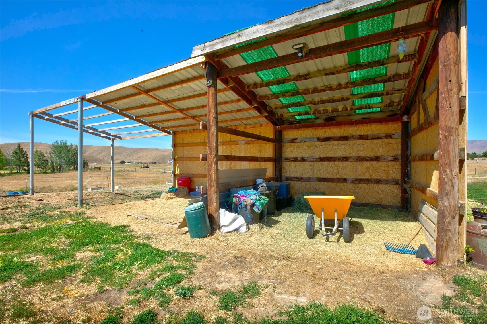 1240 W Huntzinger Road Property Photo 13