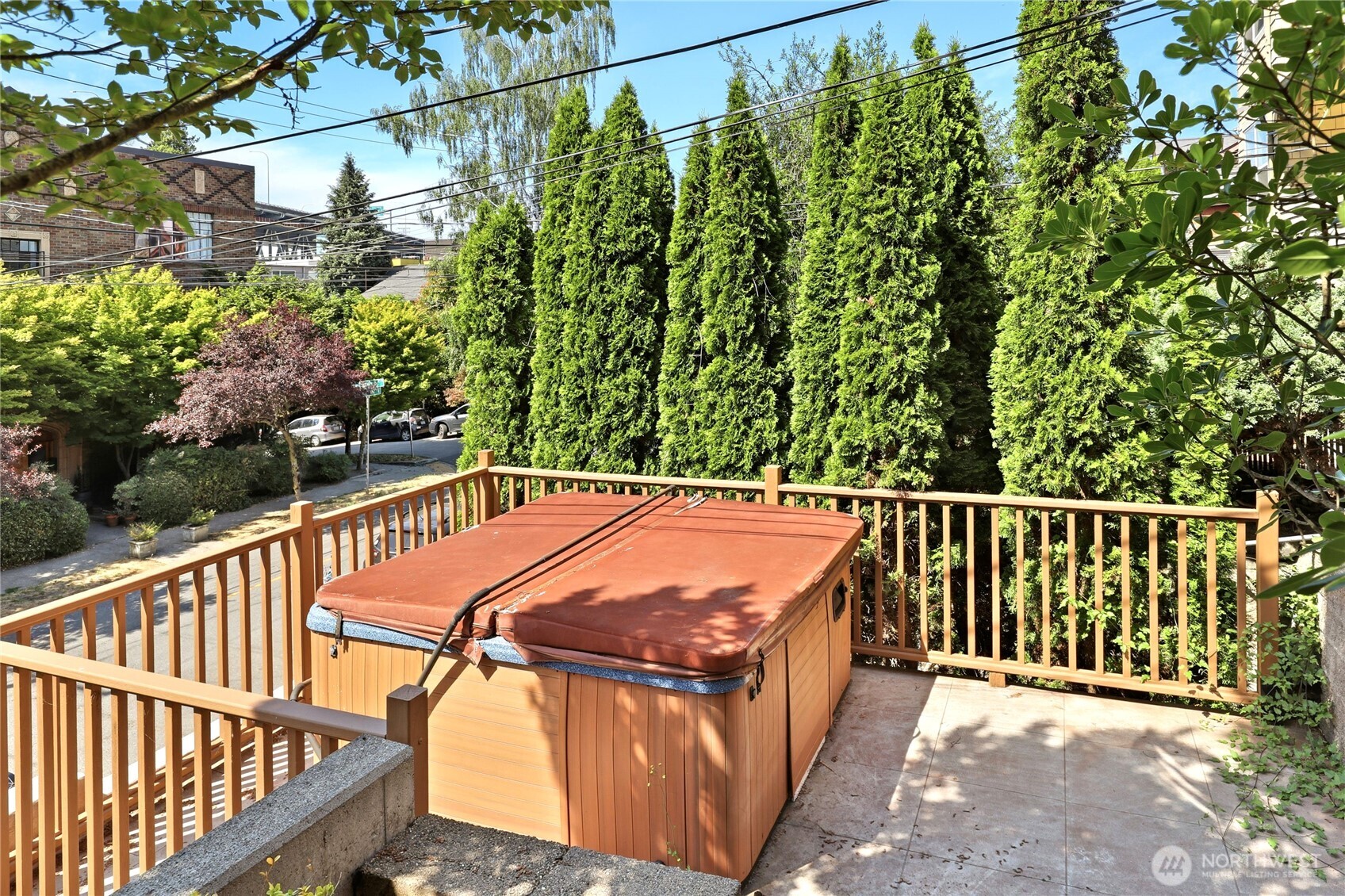 3128 Franklin Avenue B Property Photo 4