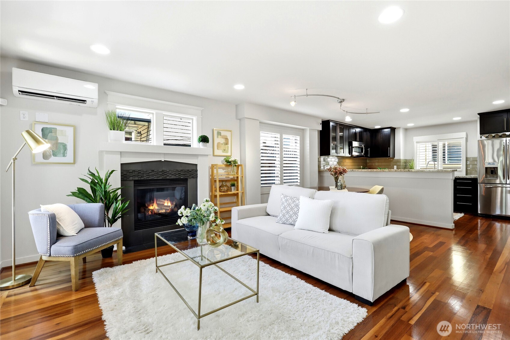 3128 Franklin Avenue B Property Photo 6