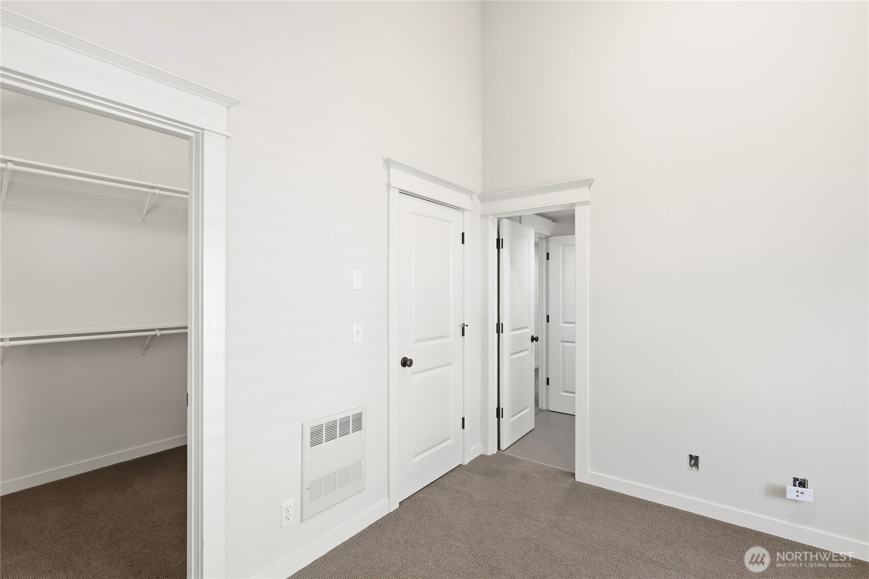 3128 Franklin Avenue B Property Photo 16