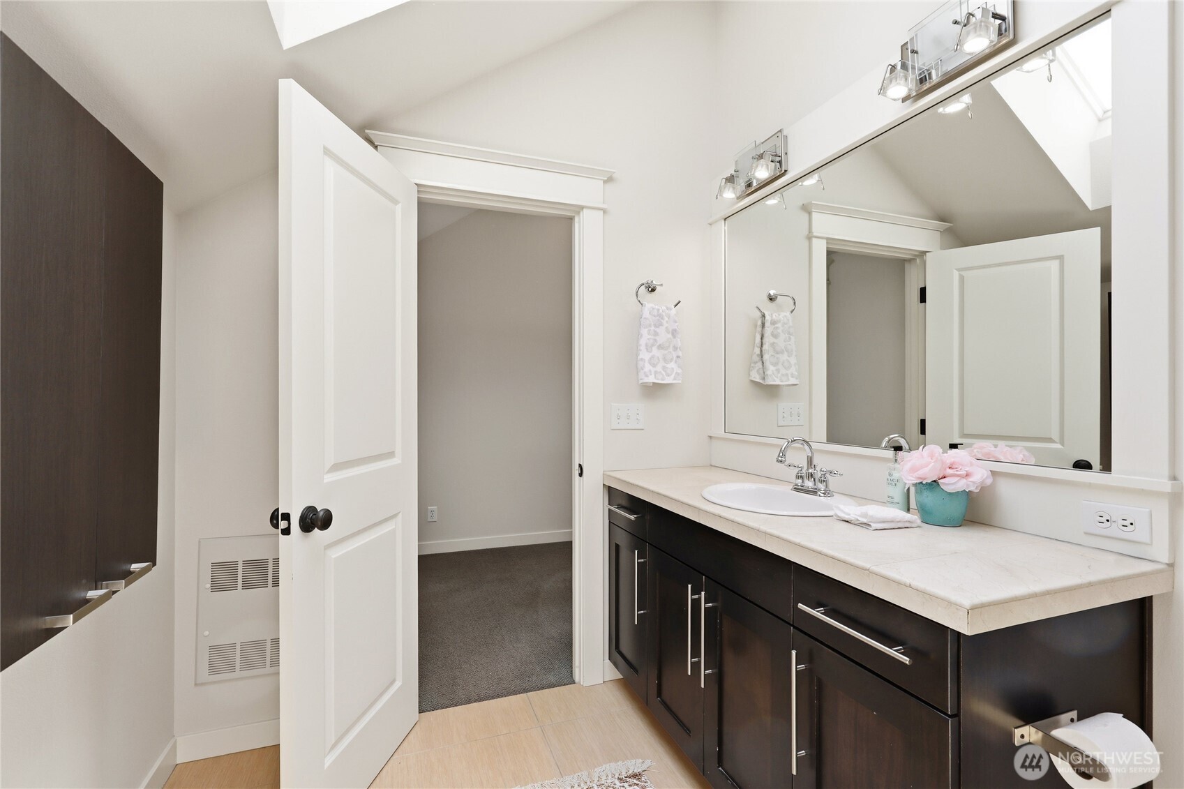 3128 Franklin Avenue B Property Photo 28