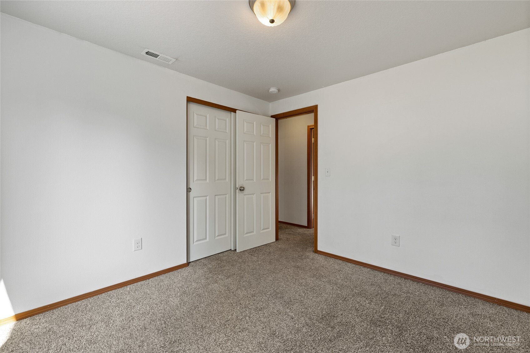 15914 85th Avenue Property Photo 19