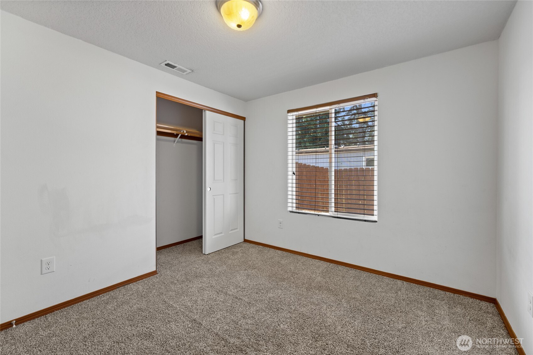 15914 85th Avenue Property Photo 22