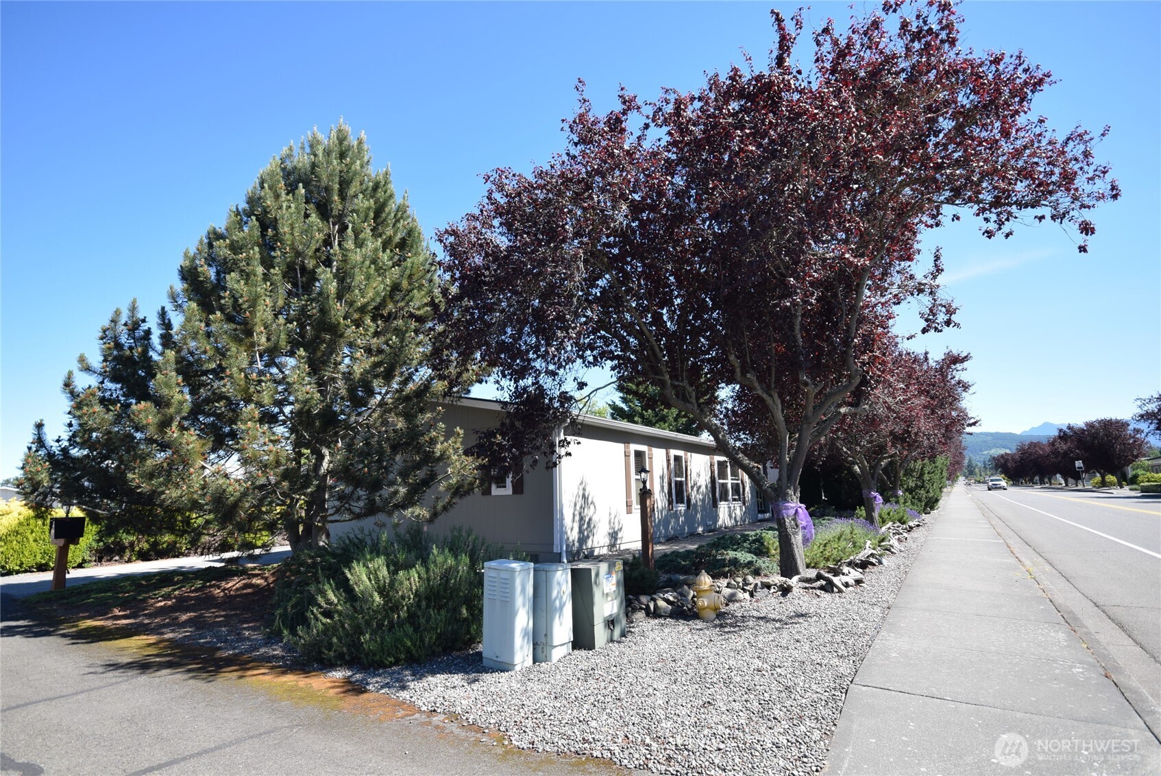 612 N Seventh Avenue Property Photo 4