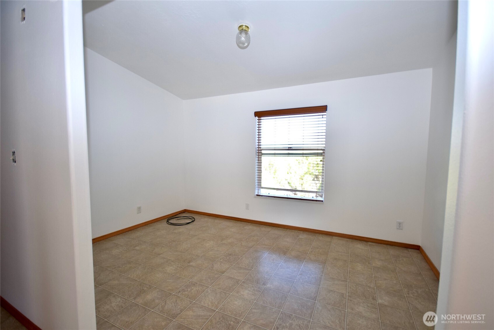 612 N Seventh Avenue Property Photo 14